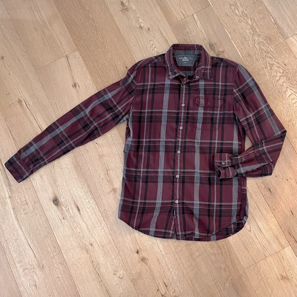 Calvin Klein snap button down collared shirt size small - Picture 1 of 4